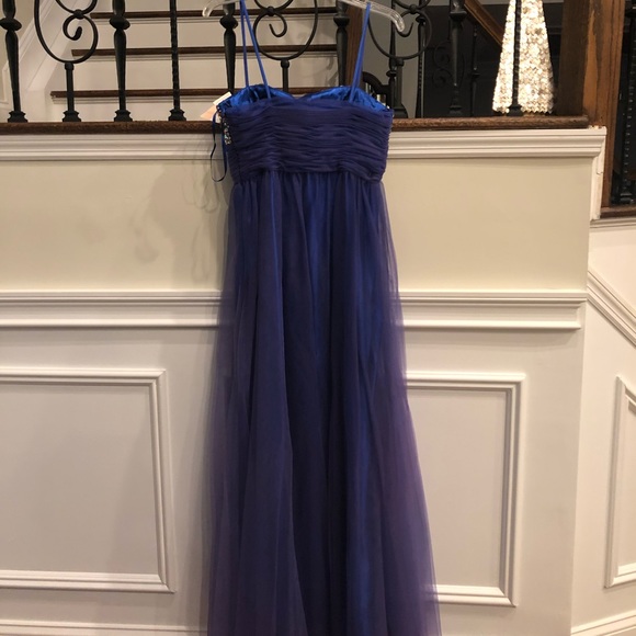 NWB evening gown. - Picture 2 of 3